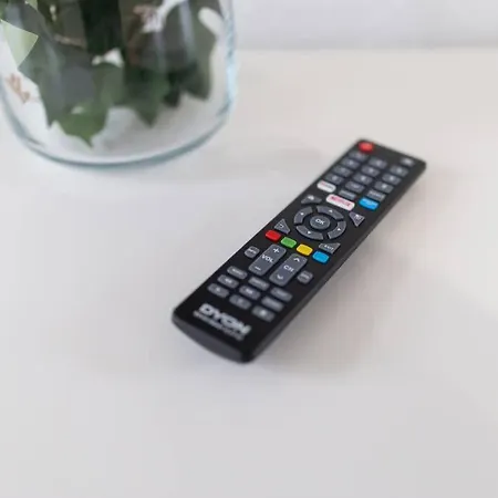 Schickes 1-raum-apartment Mit Balkon Und Vollausgestatteter Kueche *