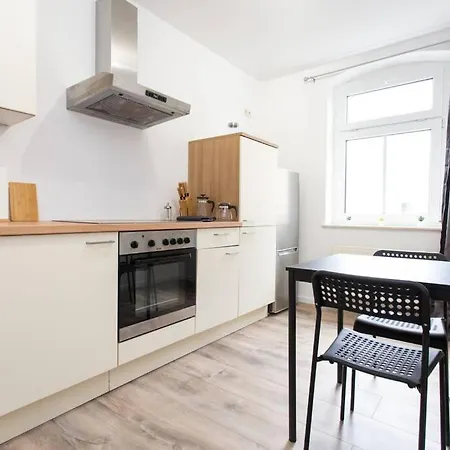 Lägenhet Schickes 1-raum-apartment Mit Balkon Und Vollausgestatteter Kueche Chemnitz